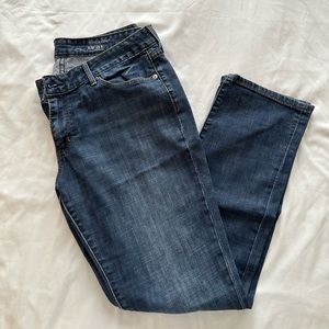 Levi’s Straight Leg Jeans